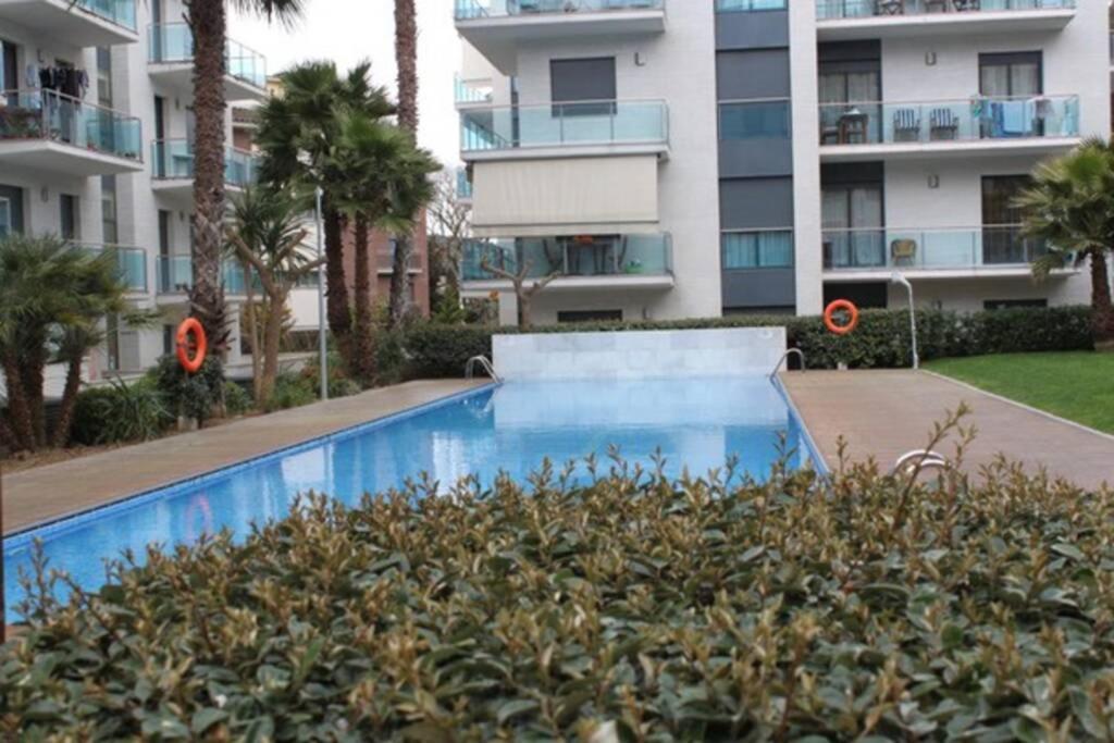 Apartamento Con Piscina Y Parking En Lloret De Mar Leilighet Eksteriør bilde