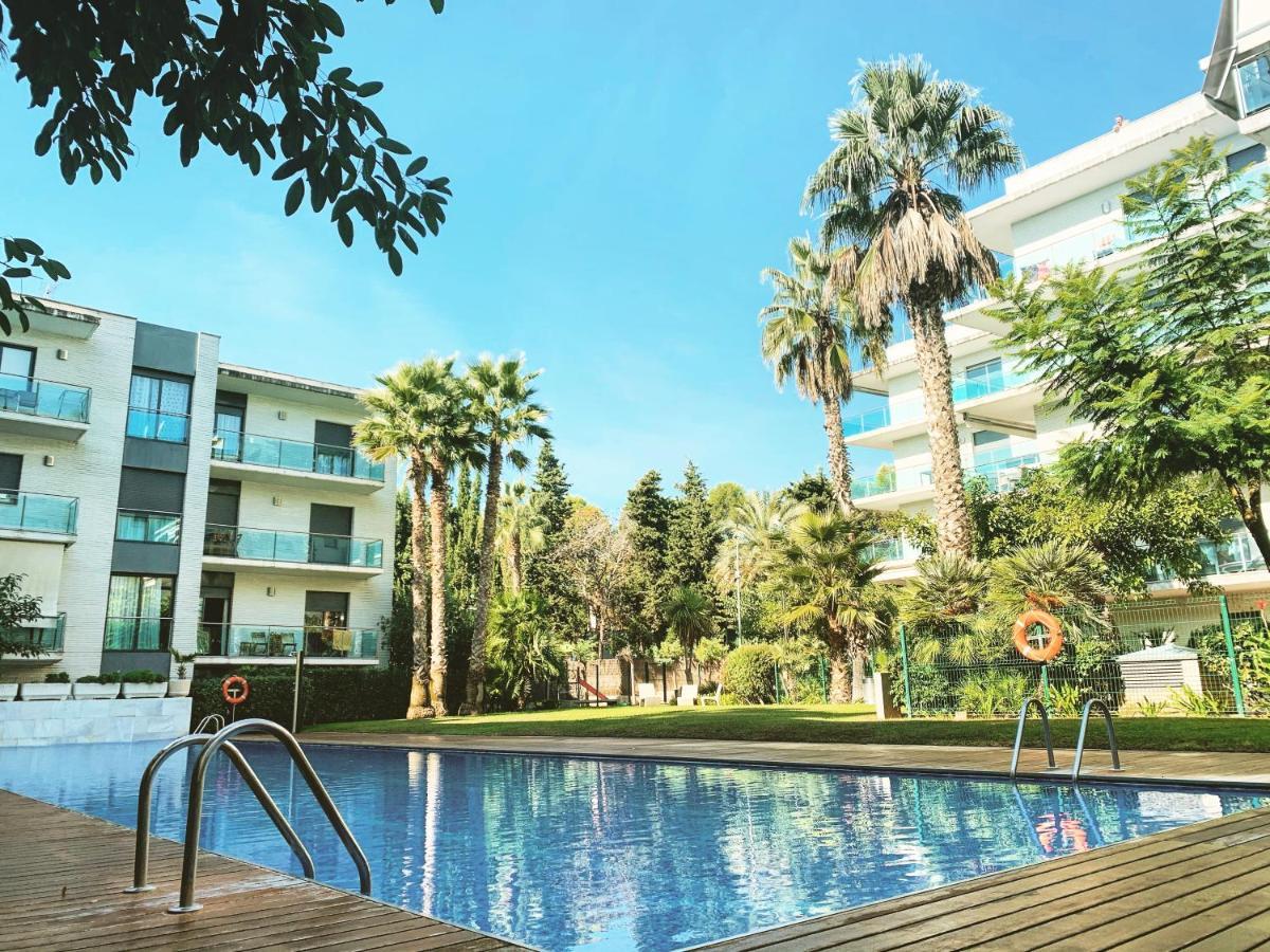 Apartamento Con Piscina Y Parking En Lloret De Mar Leilighet Eksteriør bilde