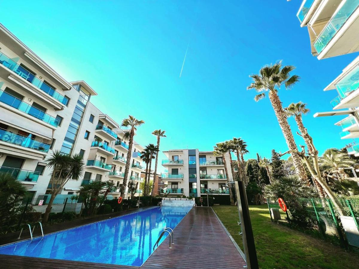 Apartamento Con Piscina Y Parking En Lloret De Mar Leilighet Eksteriør bilde