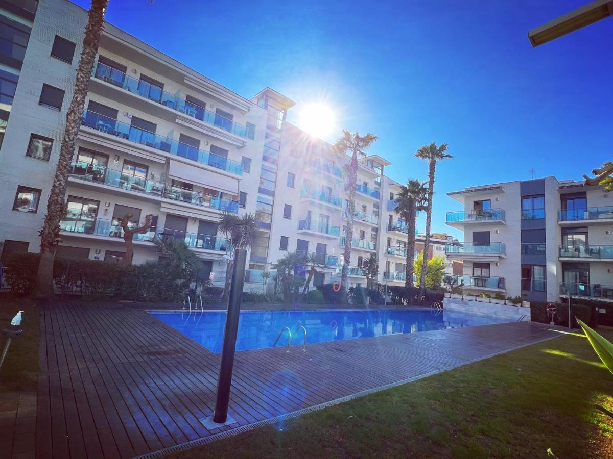 Apartamento Con Piscina Y Parking En Lloret De Mar Leilighet Eksteriør bilde