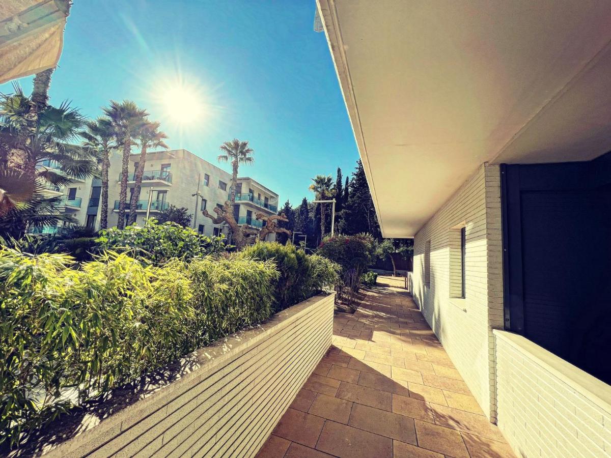 Apartamento Con Piscina Y Parking En Lloret De Mar Leilighet Eksteriør bilde